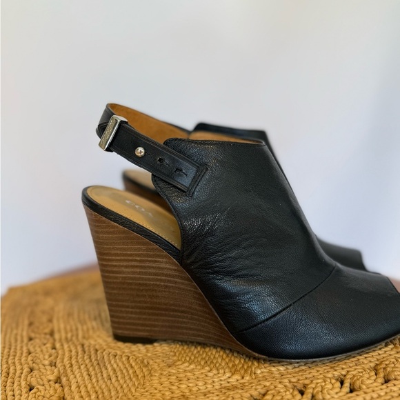 Coach Black Leather Peep Toe Slingback Wedge Sandals Size 8.5 - Picture 3 of 9